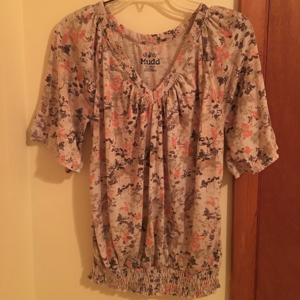 Mudd 💜✌🏻🌸 blouse 👚